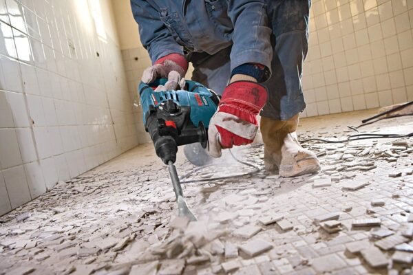 Bosch RH328VCQ Rotary Hammer Review Powerful Vibration Control and Quick Change System Insights Bosch RH328VCQ Rotary Hammer Review Powerful Vibration Control and Quick Change System Insights